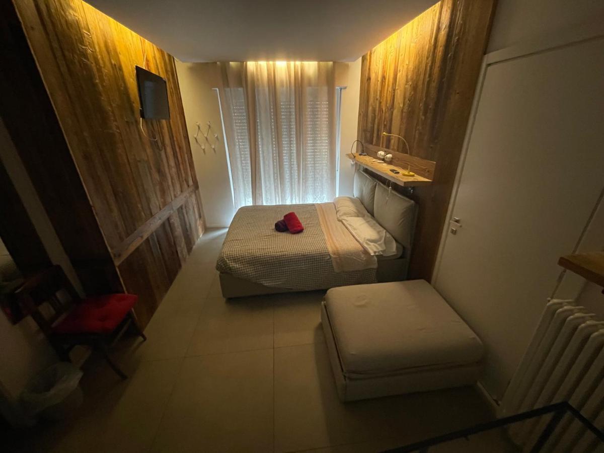 Rooms One Aosta Bagian luar foto